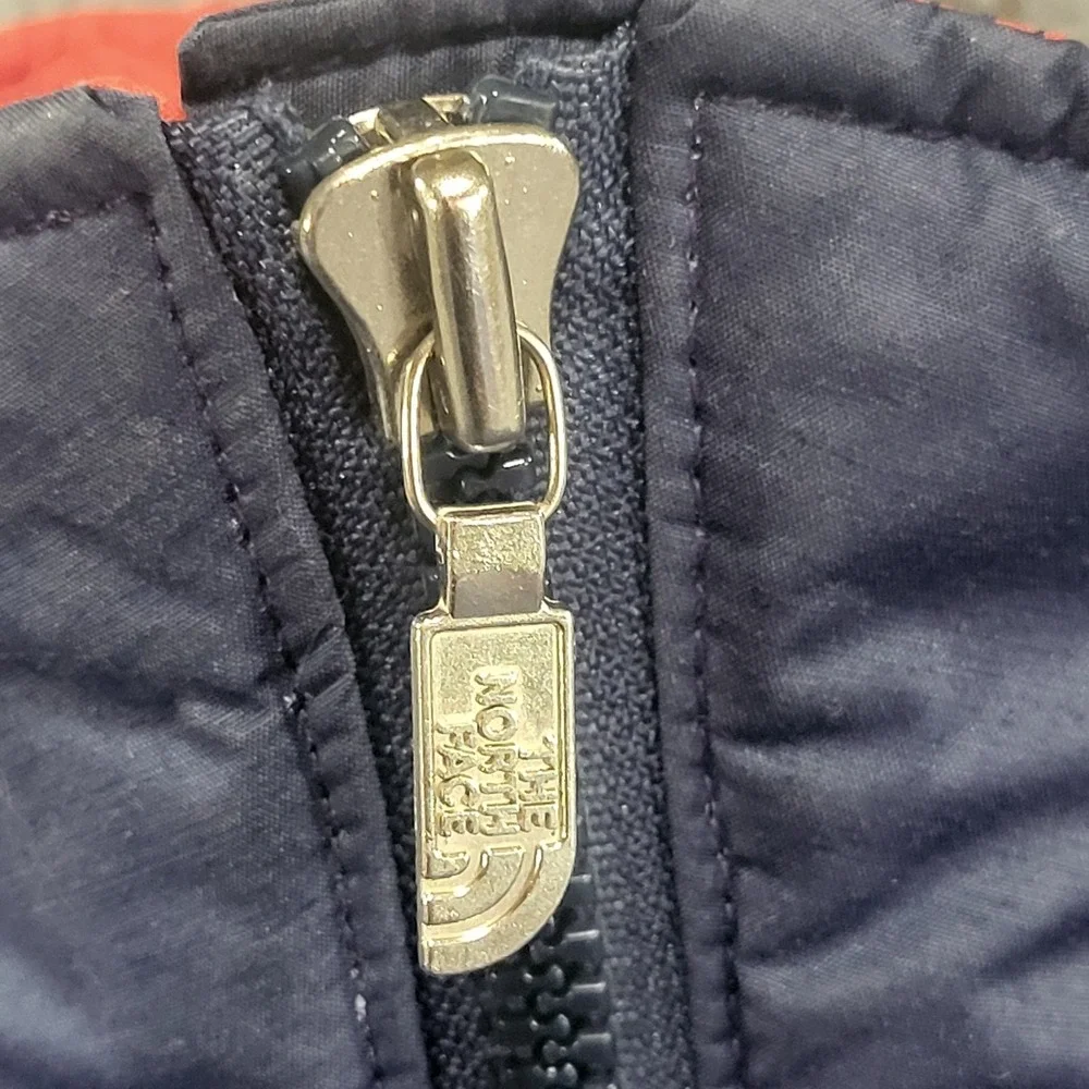 Vintage 1990s The North Face Chevron Goose Down Blue W/Red Puffer Vest Sz Large